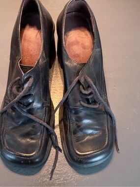 Vintage Women's Black Leather Lace-Up Casual Shoes Y2K